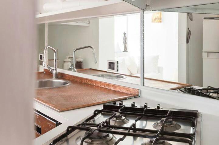 Navona Color Vicolo Delle Vacche Apartment Rome Luaran gambar